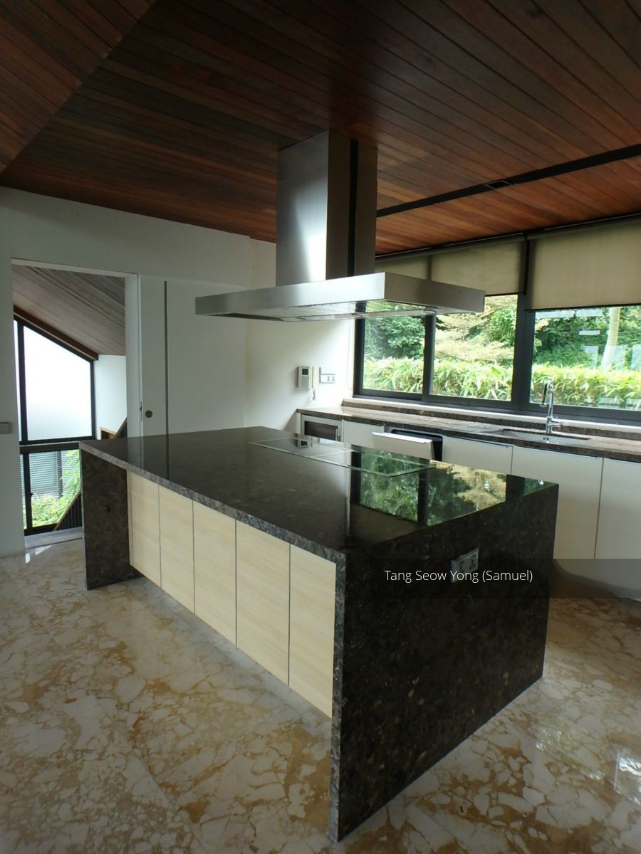 Lakeshore View (D4), Detached #110756352